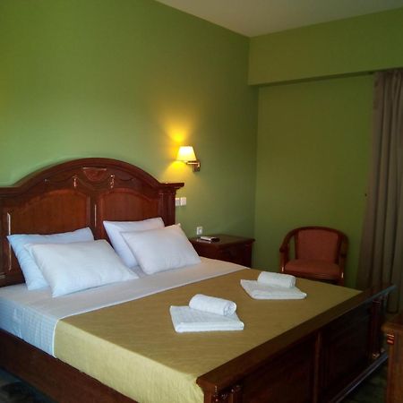 Marzi Beach And Bungalows Hotel Kokkónion Екстериор снимка