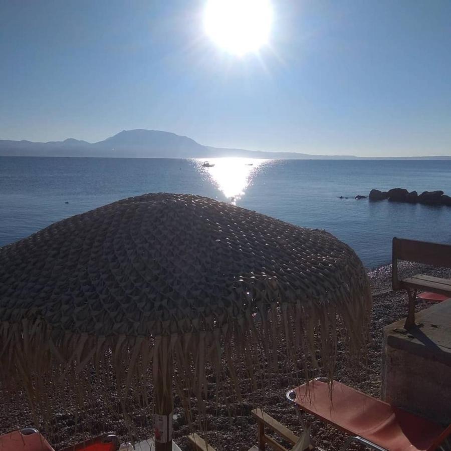 Marzi Beach And Bungalows Hotel Kokkónion Екстериор снимка