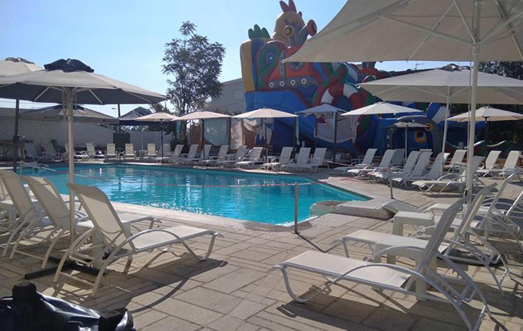 Marzi Beach And Bungalows Hotel Kokkónion Екстериор снимка