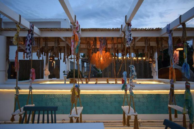 Marzi Beach And Bungalows Hotel Kokkónion Екстериор снимка