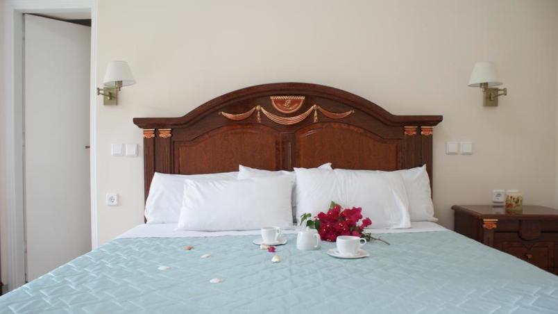 Marzi Beach And Bungalows Hotel Kokkónion Екстериор снимка