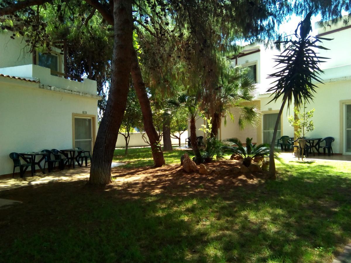 Marzi Beach And Bungalows Hotel Kokkónion Екстериор снимка