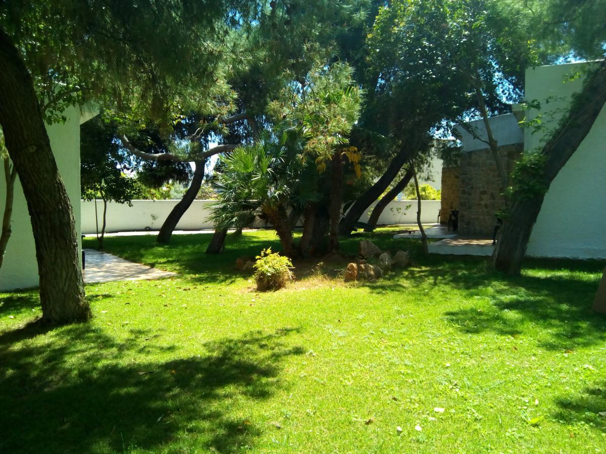 Marzi Beach And Bungalows Hotel Kokkónion Екстериор снимка