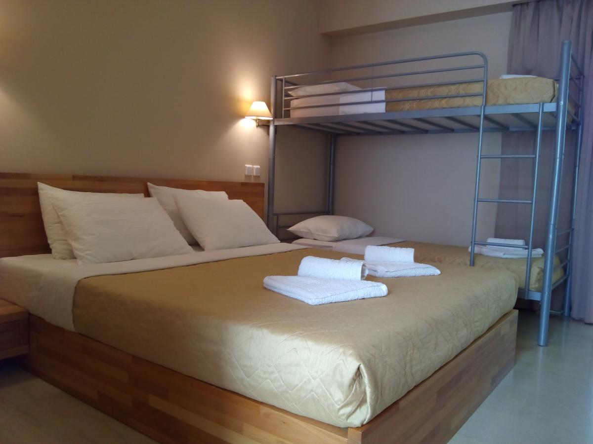 Marzi Beach And Bungalows Hotel Kokkónion Екстериор снимка